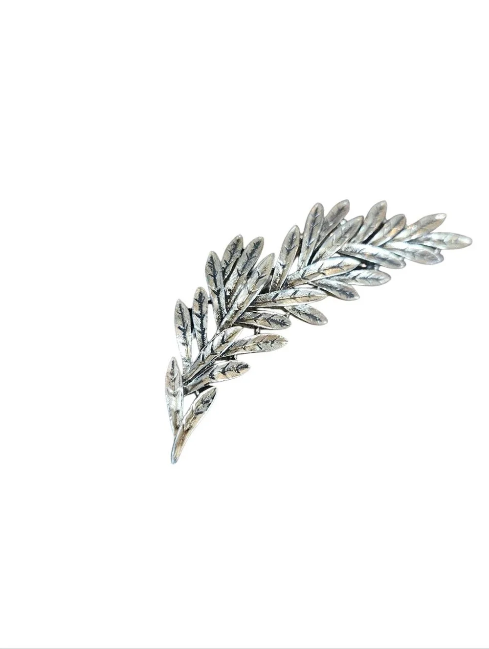 Vintage Silvertone Leaf Brooch